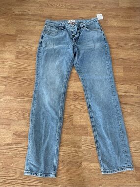 We The Free Women's Straight Leg Jeans in Light Blue Wash